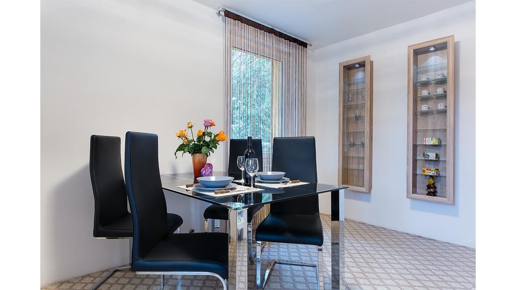 Apartmán Vrané Vrané nad Vltavou Esterno foto